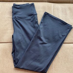 black flare leggings